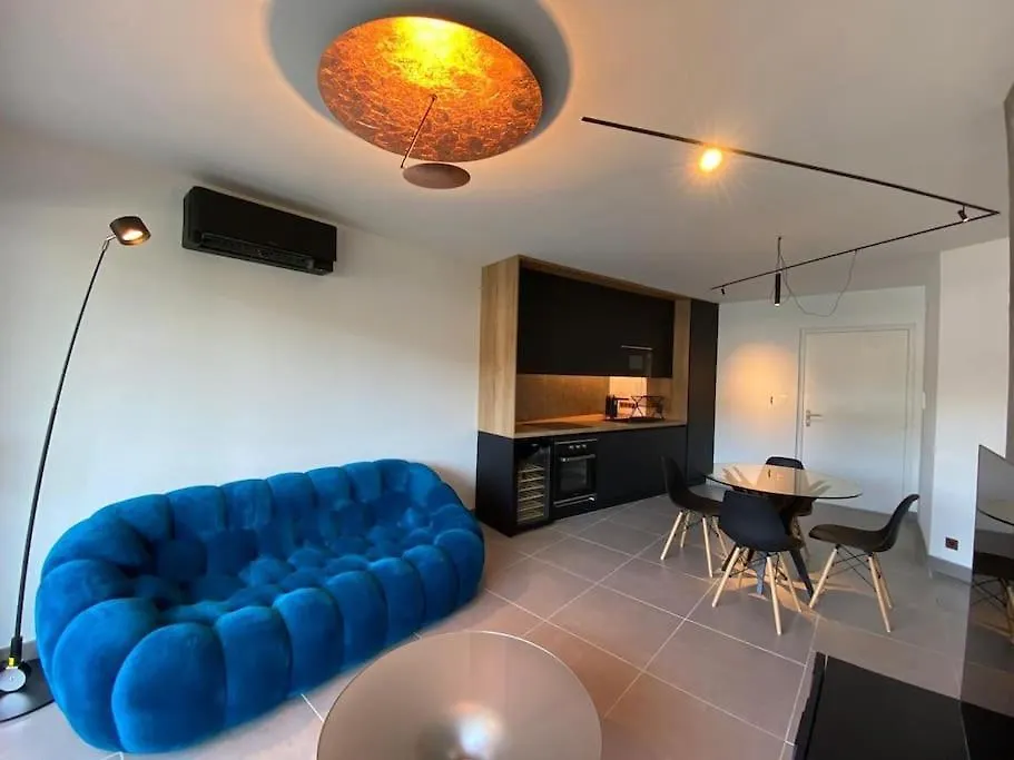 Bien Design Avec Jacuzzi Et Piscine Apartment Villeneuve-Loubet