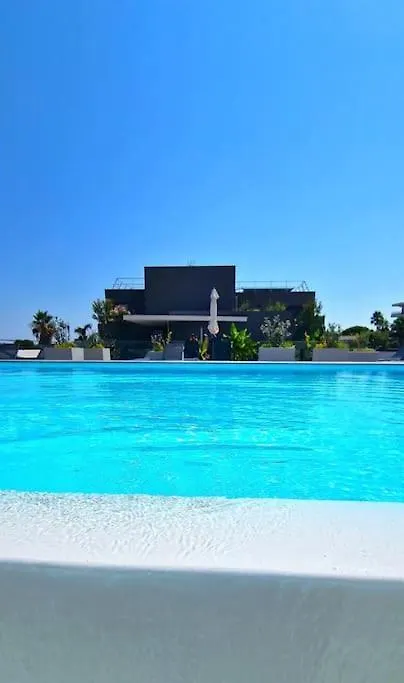 Bien Design Avec Jacuzzi Et Piscine Apartment Villeneuve-Loubet