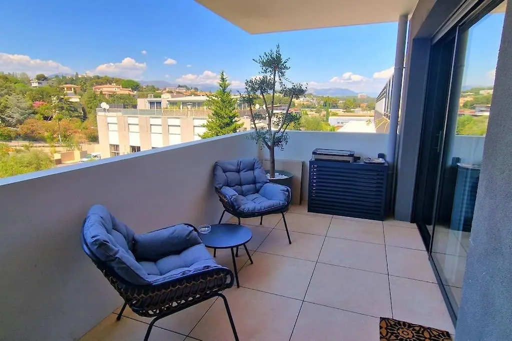 Bien Design Avec Jacuzzi Et Piscine Apartment Villeneuve-Loubet France
