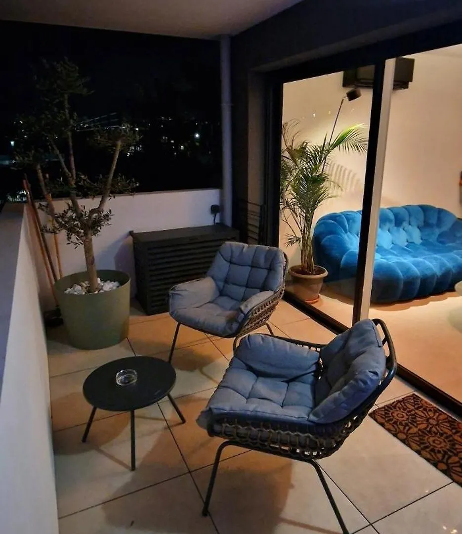 Bien Design Avec Jacuzzi Et Piscine Apartment Villeneuve-Loubet