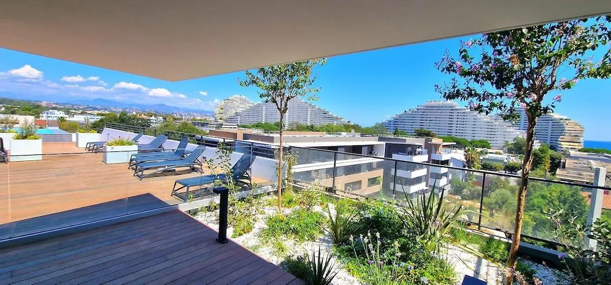 Bien Design Avec Jacuzzi Et Piscine Apartment Villeneuve-Loubet