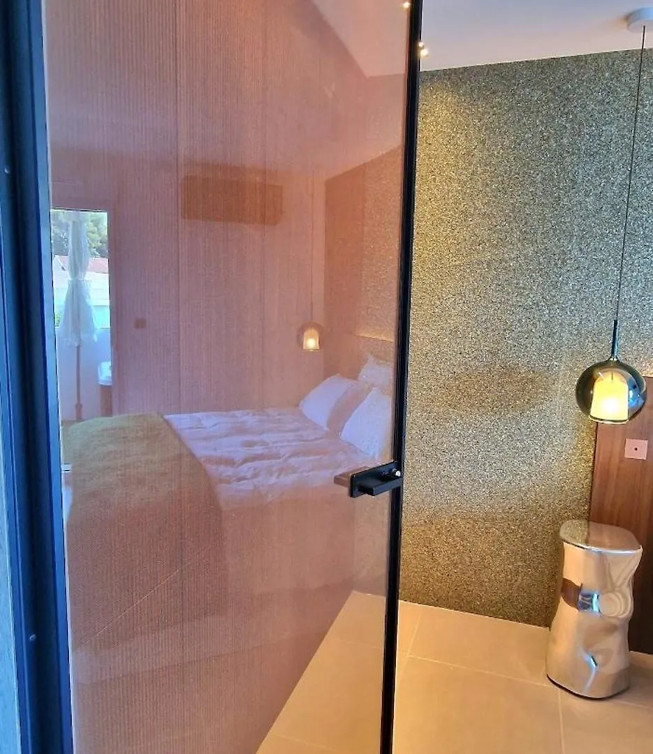 Bien Design Avec Jacuzzi Et Piscine Apartment Villeneuve-Loubet France