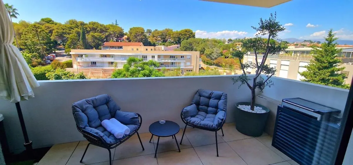 Bien Design Avec Jacuzzi Et Piscine Apartment Villeneuve-Loubet France